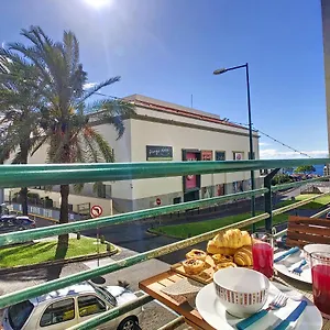 Apartamento Theos By Lovelystay, Funchal (Madeira)